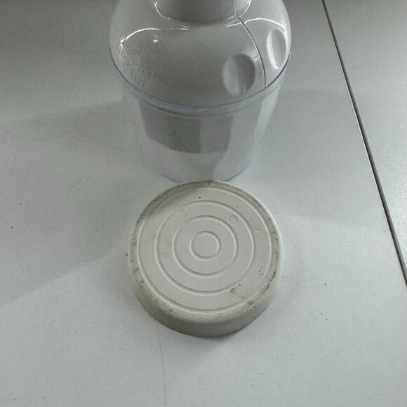 The Pampered Chef Food Chopper USA  #2585 Pre-owned - Picture 3 of 6